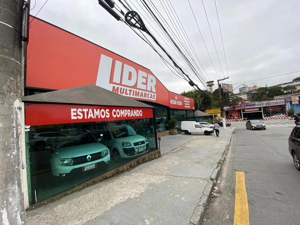 Fachada da loja Líder Multimarcas na Av. João Firmino em São Bernardo do Campo